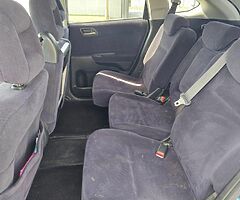 Honda FR-V - Image 9/10