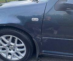 2005 Volkswagen Bora - Image 8/9