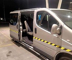 RENAULT TRAFFIC MINI BUS 2008 2.O DCI DIESEL 6 SPEED GEARBOX (9 SEATER) QUICK SALE NEEDED €3750 ONO - Image 4/10