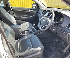 2016 Hyundai Tucson - Image 7/10