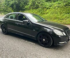 2012 Mercedes-Benz 220 CDI EXEC-BLUE EFF 7G TRONIC