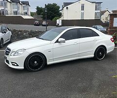 2010 Mercedes-Benz E350