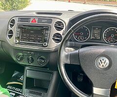 2009 Volkswagen Tiguan - Image 10/10