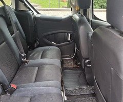 2012 peoguet 5 seater wheelchair accessible, - Image 6/9