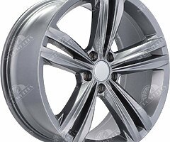 VW Tiguan Sebrin style alloys - 19'' -  5x112