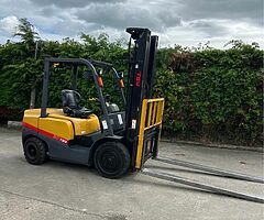 2016 Takeuchi  TEU Forklift
