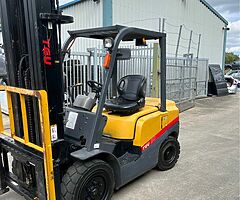 2016 Takeuchi  TEU Forklift