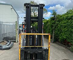 2016 Takeuchi  TEU Forklift - Image 4/6