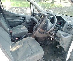 Nissan NV 200 - Image 5/10