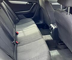 Volkswagen Passat 2.0 TDI - Image 5/7