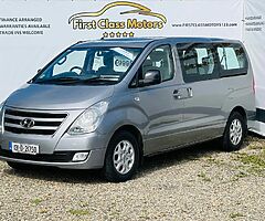 2013 Hyundai montana 8 seater we finance