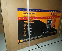 New 225 amp gas/gasless mig welder free delivery