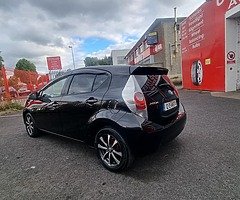 Toyota Aqua 1.5 Hybrid