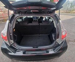 Toyota Aqua 1.5 Hybrid - Image 7/10