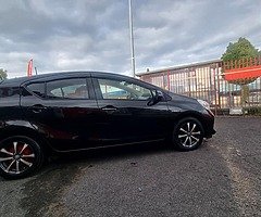 Toyota Aqua 1.5 Hybrid - Image 10/10