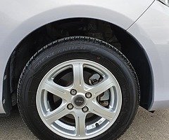 Toyota Vitz *High spec model* - Image 8/10