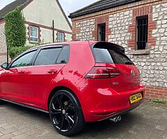 2014 Volkswagen Golf - Image 5/9