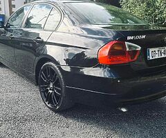 BMW 320d 2007 - Image 4/9