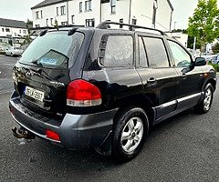 2005 Hyundi Sante Fe 4X4 - Image 5/7