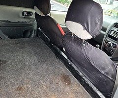 2005 Hyundi Sante Fe 4X4 - Image 7/7