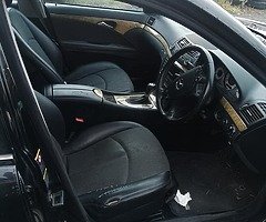 Mercedes e200 - Image 6/8
