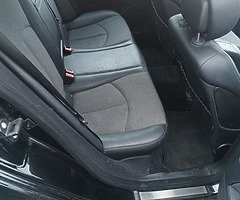 Mercedes e200 - Image 7/8