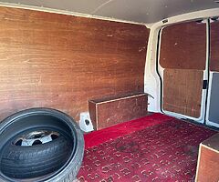 2014 Volkswagen Transporter - Image 7/9