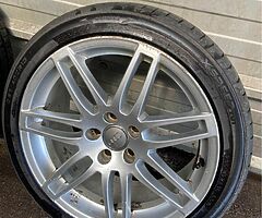 Audi S line  alloys