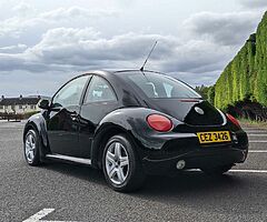 2005 Volkswagen Beetle - Image 6/10