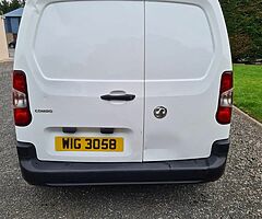 2019 Vauxhall Combo Van (New Model / No VAT) - Image 4/10