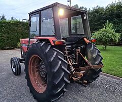 Case International 885 Tractor - Image 3/10