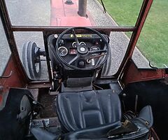 Case International 885 Tractor - Image 8/10