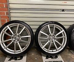VW Golf Pretoria Alloy's