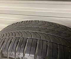 Range Rover Evoque Genuine alloy's - Image 4/5