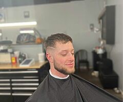 Hair cuts - Image 3/8