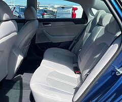 2018 Hyundai Sonata SE - Image 10/10