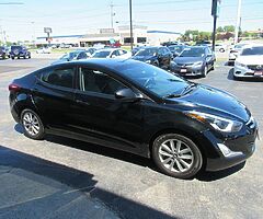2016 Hyundai Elantra SE - Image 3/10