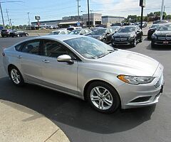 2018 Ford Fusion SE - Image 3/10