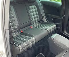 2014 Volkswagen Golf - Image 9/10