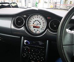 Mini Cooper 1.6 petrol NCTed and Taxed - Image 8/10