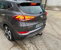 152 Hyundai Tucson premium plus 45 k miles