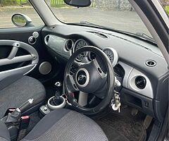 2004 MINI Cooper - Image 5/6