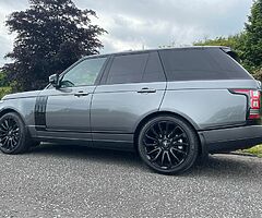 2017 Land Rover Range Rover - Image 4/10