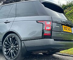 2017 Land Rover Range Rover - Image 9/10