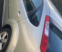 FORD FOCUS 2005 - Image 6/8