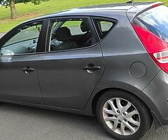 Hyundai i30 - Image 3/10