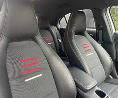 Mercedes Benz A180 DSG LOW MILES - Image 8/10