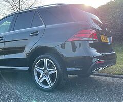 2017 Mercedes-Benz Gle - Image 9/10