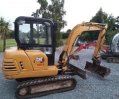 Cat 302.5 mini digger - Image 10/10
