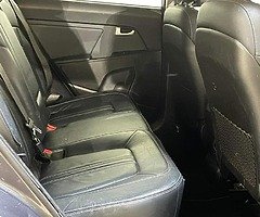 2015 kia sportage - Image 6/10